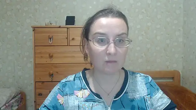 Snapshot of Smart_Rose chatting on October 30, 2025, 12:03 pm Smart Rose online show from October 30, 2025, 12:03 pm