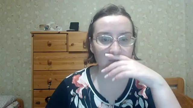 Smart Rose online show from March 28, 2026, 6:42 pm