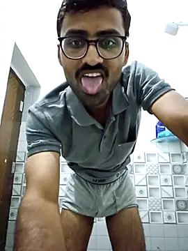 krishna8035 online show from September 27, 2025, 2:56 pm