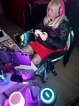 JulietteMaitresse online show from April 19, 2026, 8:00 pm