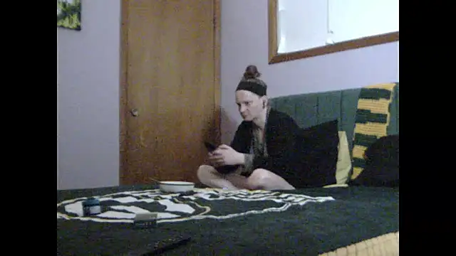 Snapshot of bam420bam chatting on March 9, 2025, 11:47 am bam420bam online show from March 9, 2025, 11:47 am