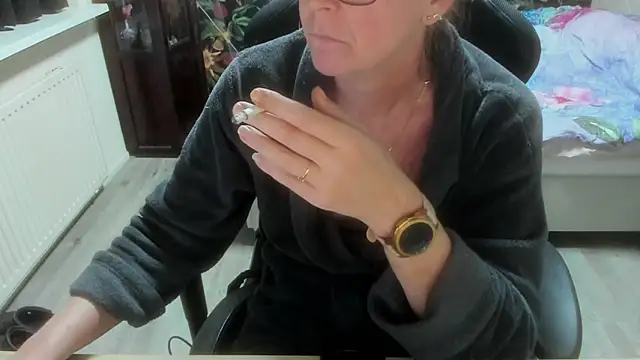 Snapshot of minoesje37 chatting on March 1, 2026, 8:20 pm minoesje37 online show from March 1, 2026, 8:20 pm