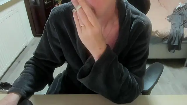 Snapshot of minoesje37 chatting on February 7, 2026, 8:17 pm minoesje37 online show from February 7, 2026, 8:17 pm