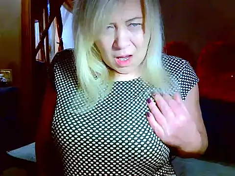 Snapshot of AgoniA7 chatting on February 5, 2026, 7:48 am AgoniA7 online show from February 5, 2026, 7:48 am