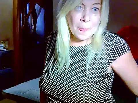 Snapshot of AgoniA7 chatting on March 1, 2026, 3:34 pm AgoniA7 online show from March 1, 2026, 3:34 pm