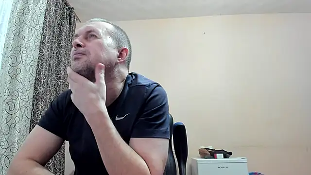 SanFrantsisko online show from December 1, 2025, 7:59 pm