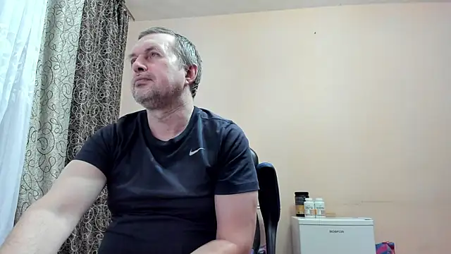 Snapshot of SanFrantsisko chatting on January 17, 2026, 10:35 pm SanFrantsisko online show from January 17, 2026, 10:35 pm