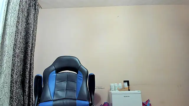 Snapshot of SanFrantsisko chatting on March 2, 2026, 9:33 pm SanFrantsisko online show from March 2, 2026, 9:33 pm