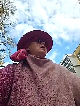 MucMilf59 online show from October 18, 2025, 10:06 am