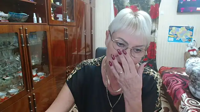 JenaCheim online show from October 23, 2025, 5:39 am