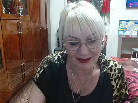 Snapshot of JenaCheim chatting on February 17, 2025, 8:27 pm JenaCheim online show from February 17, 2025, 8:27 pm