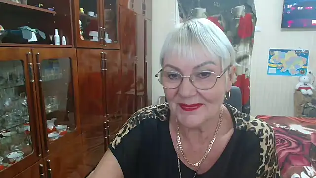 Snapshot of JenaCheim chatting on October 6, 2025, 5:41 am JenaCheim online show from October 6, 2025, 5:41 am