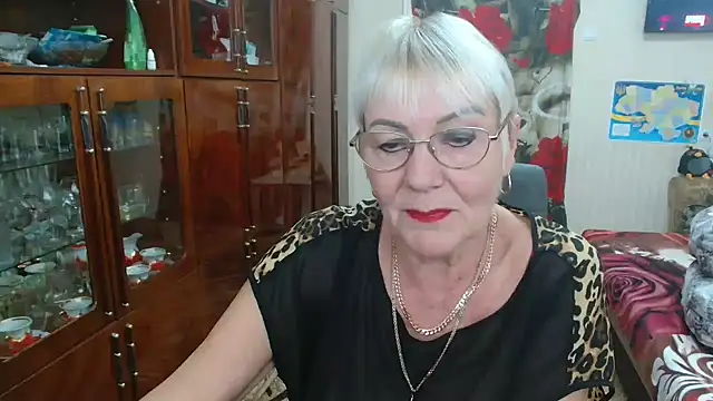 JenaCheim online show from November 3, 2025, 6:29 am