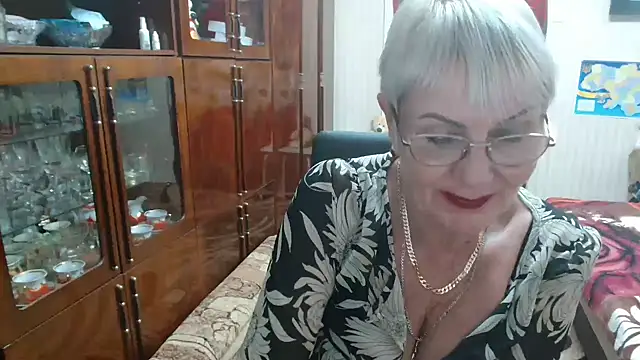 Snapshot of JenaCheim chatting on October 19, 2025, 7:05 pm JenaCheim online show from October 19, 2025, 7:05 pm