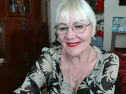 Snapshot of JenaCheim chatting on March 5, 2025, 6:23 am JenaCheim online show from March 5, 2025, 6:23 am