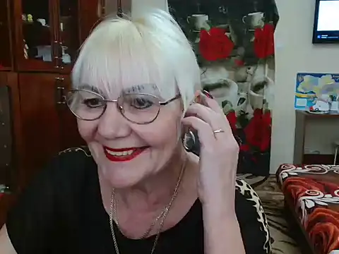 Snapshot of JenaCheim chatting on February 9, 2025, 6:01 am JenaCheim online show from February 9, 2025, 6:01 am