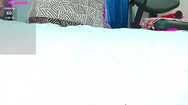 khloeHermaprodit3 online show from March 2, 2025, 9:08 pm