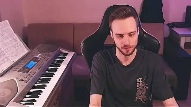 Sweetparker online show from March 13, 2026, 11:15 am