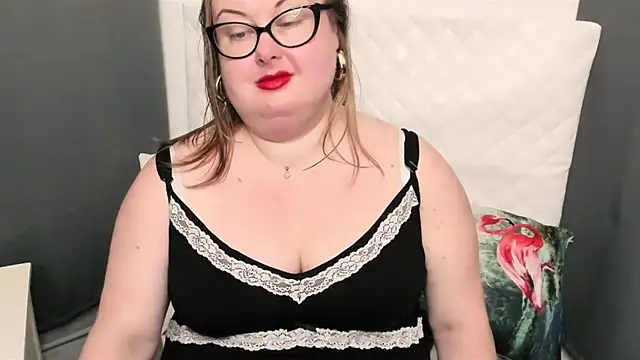 Snapshot of dirtyBonnie chatting on February 7, 2025, 4:16 am dirtyBonnie online show from February 7, 2025, 4:16 am