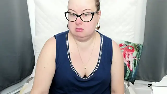 dirtyBonnie online show from November 13, 2025, 10:19 am