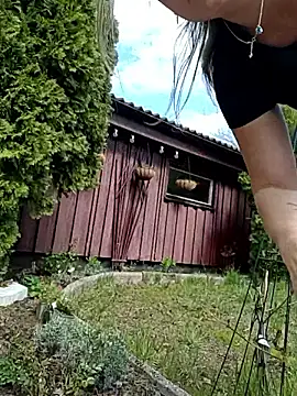 SwedishJennifer online show from May 20, 2026, 12:02 pm