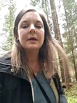 SwedishJennifer online show from May 14, 2026, 12:02 pm