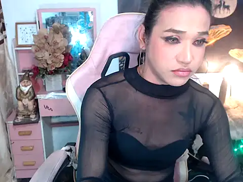 Snapshot of AsianMariaTs chatting on October 22, 2025, 2:27 pm AsianMariaTs online show from October 22, 2025, 2:27 pm