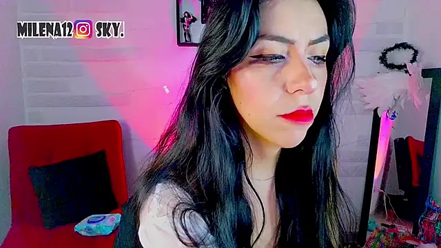 sky girl1 online show from November 25, 2025, 3:40 am