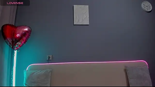 Snapshot of Malika_Lisan chatting on February 16, 2026, 2:32 am Malika Lisan online show from February 16, 2026, 2:32 am