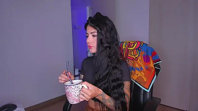 Lisegg  online show from October 11, 2025, 1:01 pm