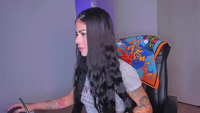 Lisegg  online show from October 6, 2025, 1:34 pm