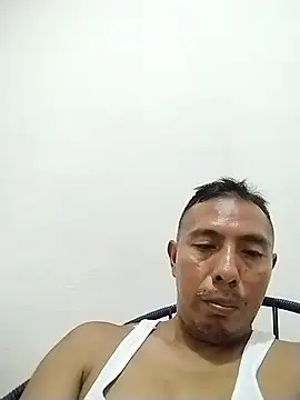 Snapshot of desnudo_Sexoxo chatting on May 26, 2026, 11:03 pm desnudo Sexoxo online show from May 26, 2026, 11:03 pm