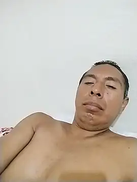 Snapshot of desnudo_Sexoxo chatting on May 20, 2026, 3:36 am desnudo Sexoxo online show from May 20, 2026, 3:36 am