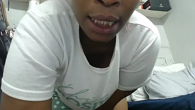 Snapshot of xTwerkingMistressx chatting on October 16, 2025, 9:12 pm xTwerkingMistressx online show from October 16, 2025, 9:12 pm