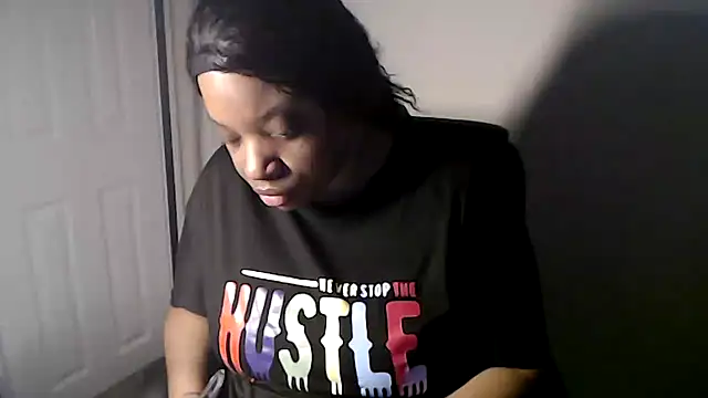 Snapshot of Sexymona1218 chatting on January 14, 2026, 9:40 pm Sexymona1218 online show from January 14, 2026, 9:40 pm