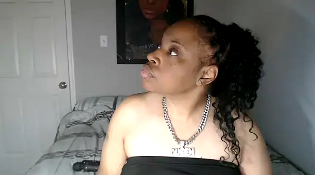 Snapshot of Sexymona1218 chatting on March 5, 2025, 10:55 am Sexymona1218 online show from March 5, 2025, 10:55 am