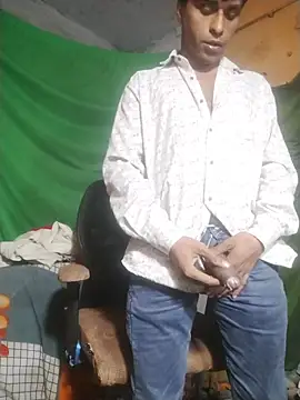 desiboy1101 online show from November 28, 2025, 2:06 pm