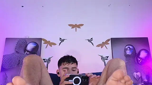 Snapshot of VikoHands chatting on December 20, 2025, 10:07 am VikoHands online show from December 20, 2025, 10:07 am