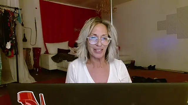 Snapshot of Sweet-Ginger chatting on February 26, 2026, 2:33 am Sweet-Ginger online show from February 26, 2026, 2:33 am