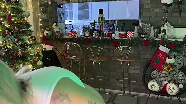 Snapshot of Monageil chatting on December 20, 2025, 9:12 am Monageil online show from December 20, 2025, 9:12 am