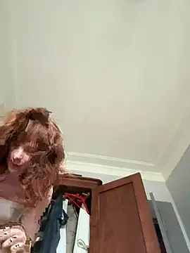 Oopsfoxy online show from April 4, 2026, 6:09 am