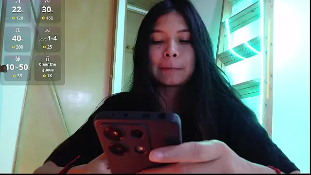 evolet01 online show from February 18, 2026, 2:42 am