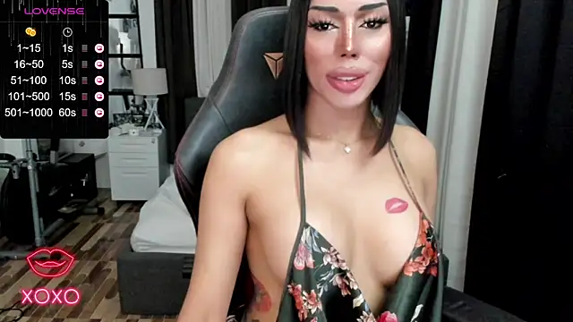 Snapshot of Forever_MissCandace chatting on March 21, 2025, 7:33 am Forever MissCandace online show from March 21, 2025, 7:33 am