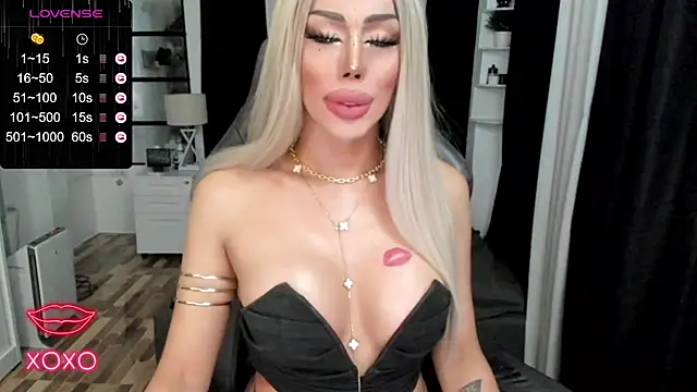Snapshot of Forever_MissCandace chatting on September 24, 2025, 6:58 pm Forever MissCandace online show from September 24, 2025, 6:58 pm