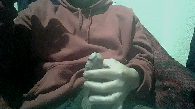 loozamangos online show from November 30, 2025, 4:02 am