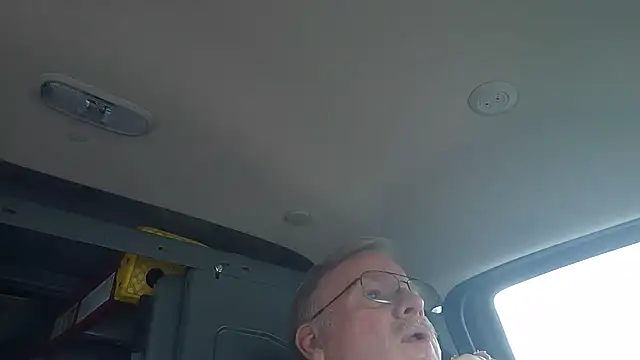 Snapshot of noonfun@xh chatting on October 3, 2025, 7:37 pm noonfunxh online show from October 3, 2025, 7:37 pm