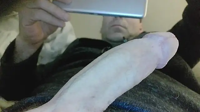 cumhere71 online show from May 7, 2026, 2:49 am