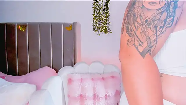 Snapshot of dulce_doll1 chatting on February 11, 2026, 6:52 pm dulce doll1 online show from February 11, 2026, 6:52 pm