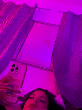  MelinaCurves  online show from October 19, 2025, 8:44 pm