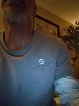 Biknight online show from December 5, 2025, 3:38 am